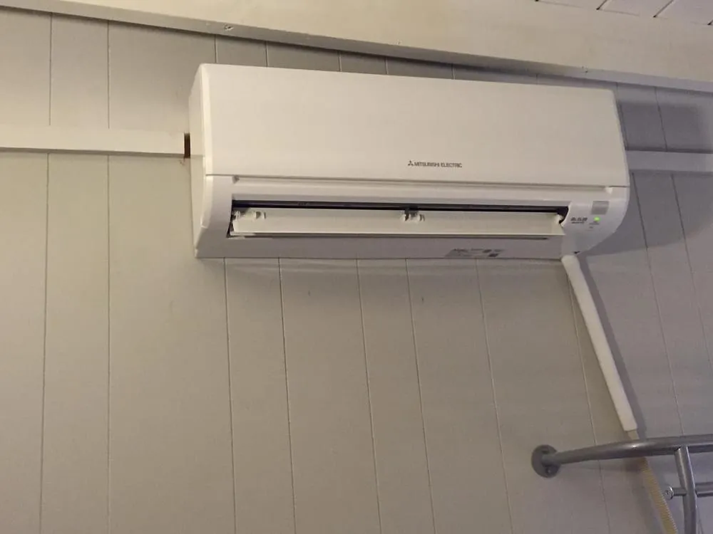 Slide of 02 Kool Refrigeration & A/C