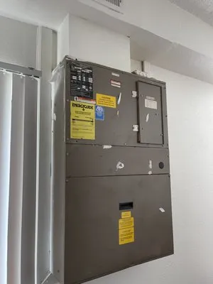 1-Call Heating and Cooling Logo