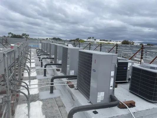 10Perature Heating and Air Conditioning Logo