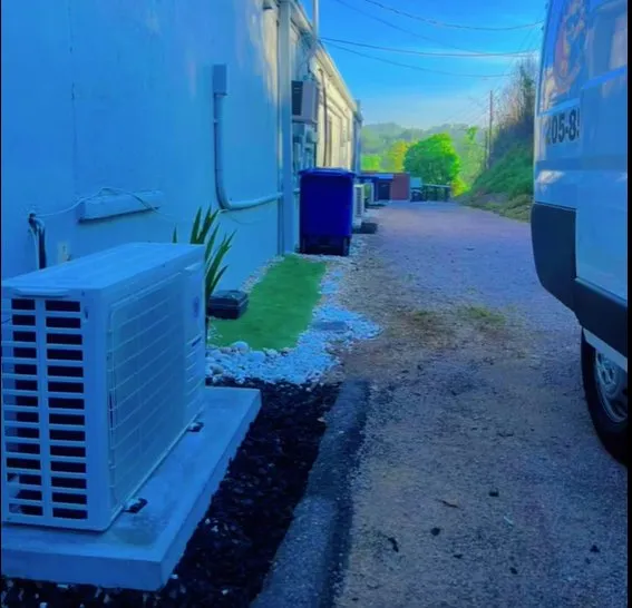 Slide of 1st Choice Heating and Cooling