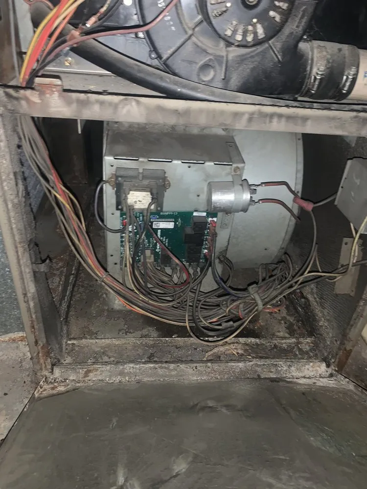 Slide of 1st Choice Home Repair