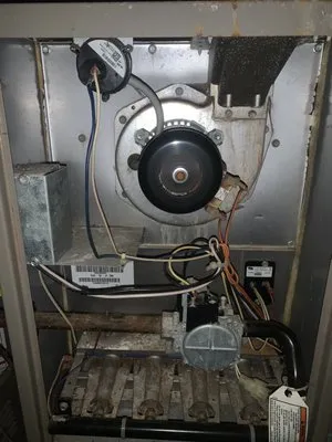 1st Choice Home Repair Logo