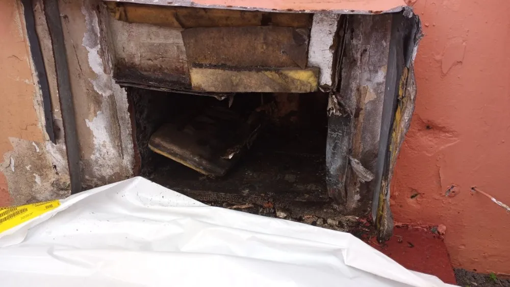 Slide of 1st Class Commercial Services