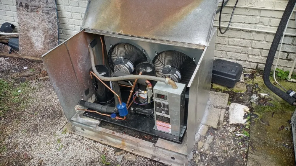 Slide of 1st Class Commercial Services