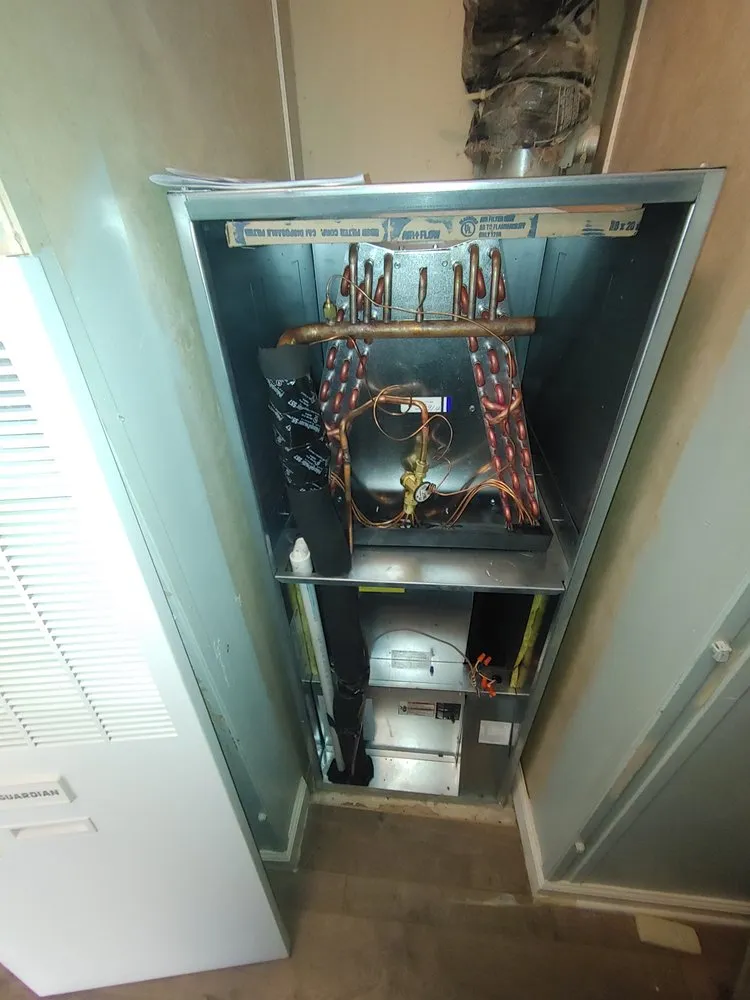 Slide of 1st Reliable Service AC&Heating