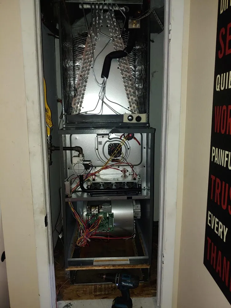 Slide of 1st Reliable Service AC&Heating