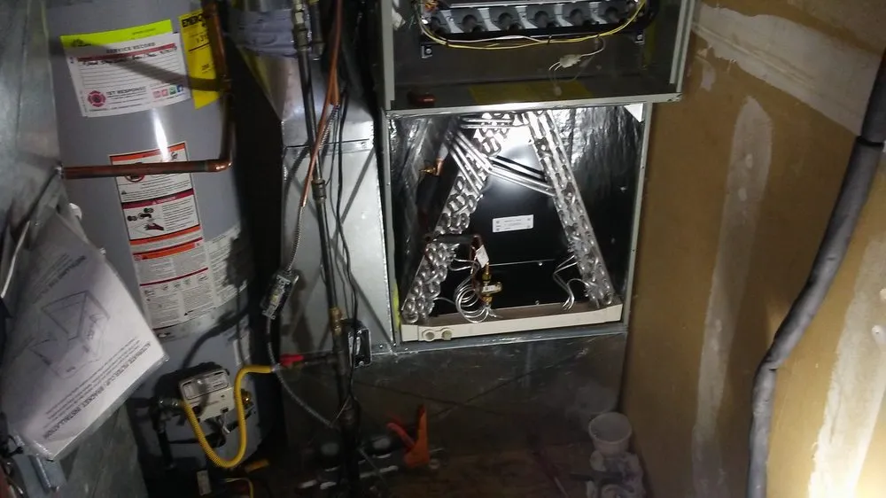 Slide of 1st Response Heating & Air Solutions