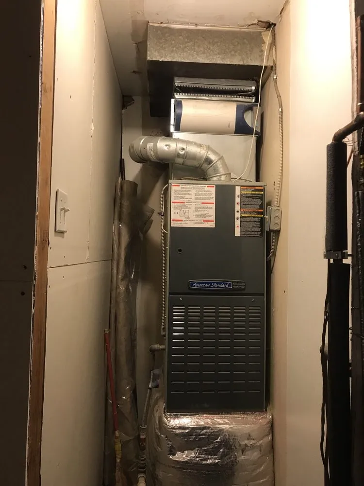 Slide of 1st Response Heating & Air Solutions