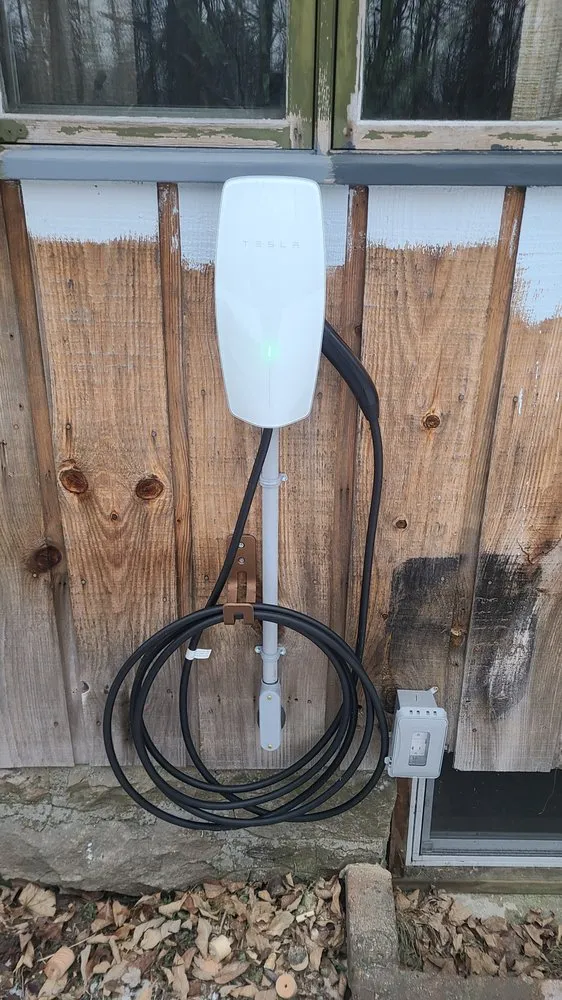 Slide of 2 Dudes Handyman