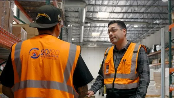 20/20 Plumbing & Heating Logo