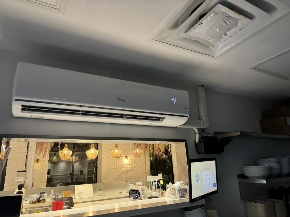 Slide of 24 Hours Air Conditioning