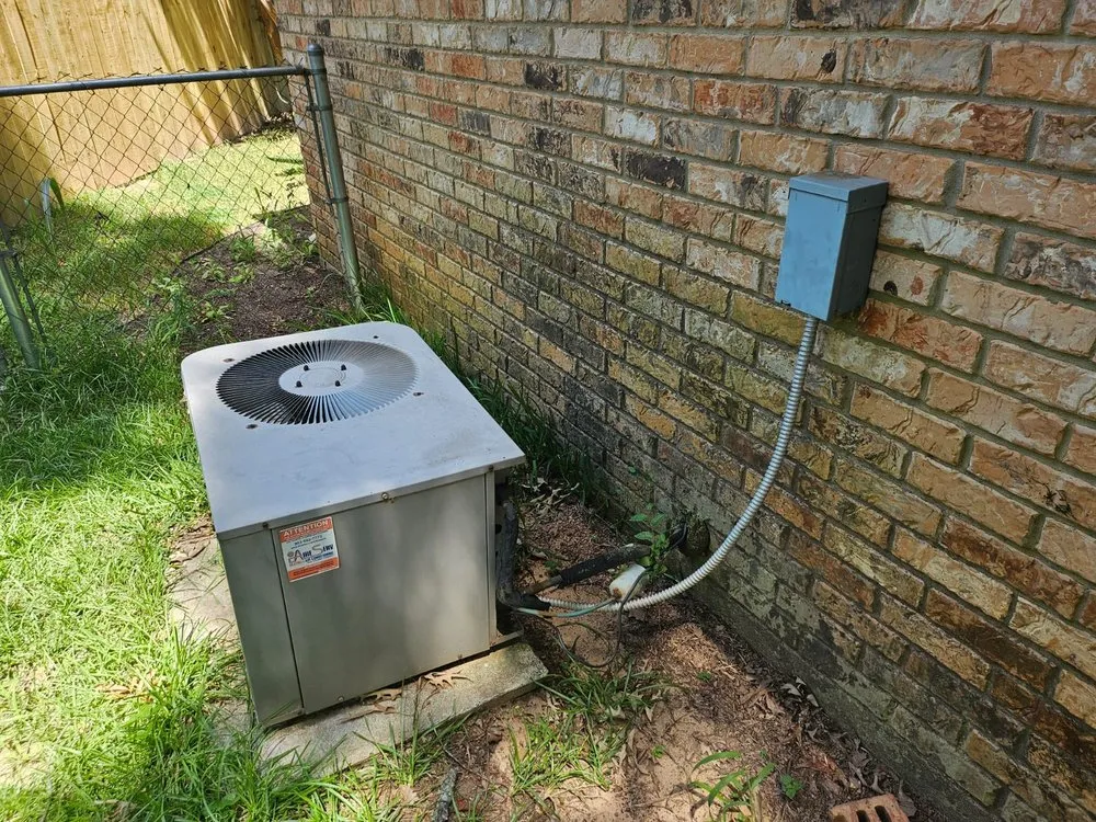 Slide of 24 Seven AC