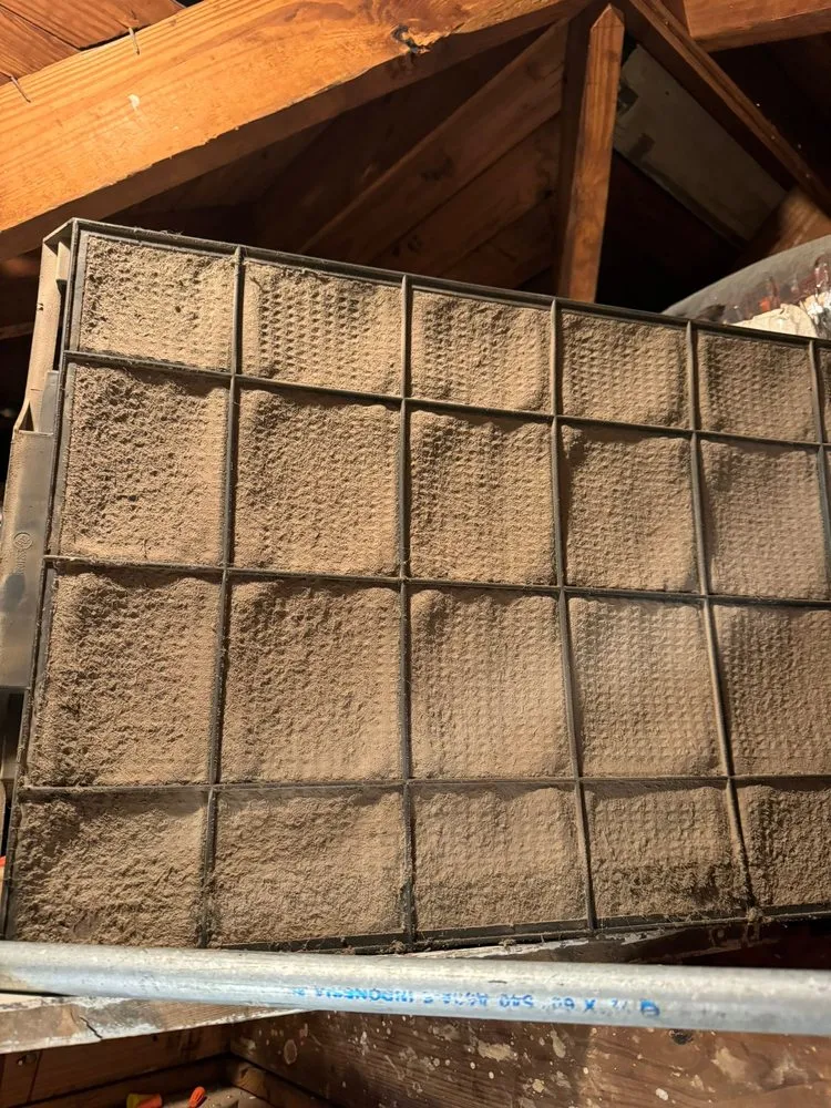 Slide of 24 Seven AC