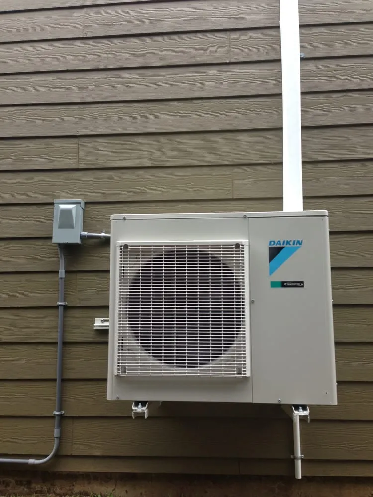 Slide of 24/7 Heating & Cooling