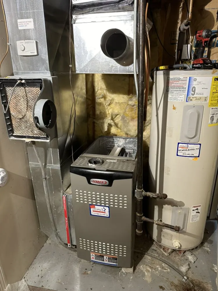 Slide of 24/7 Heating & Cooling