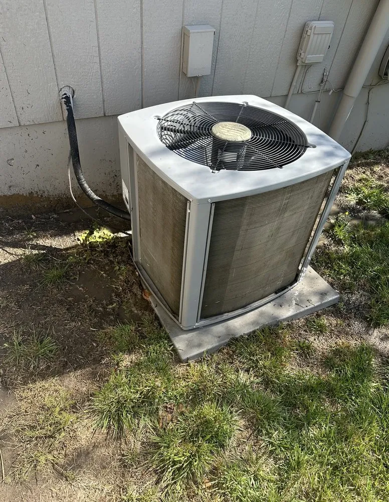 Slide of 24/7 Heating & Cooling