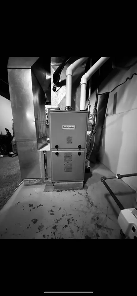 Slide of 24/7 Service Team