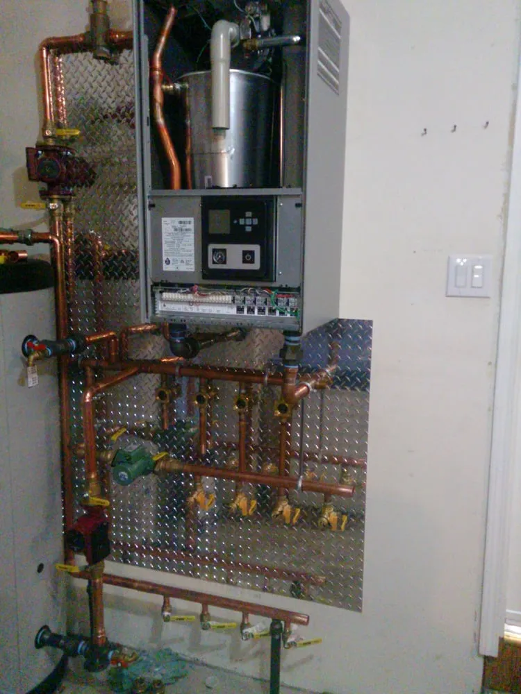 Slide of 24hr Arctic Services