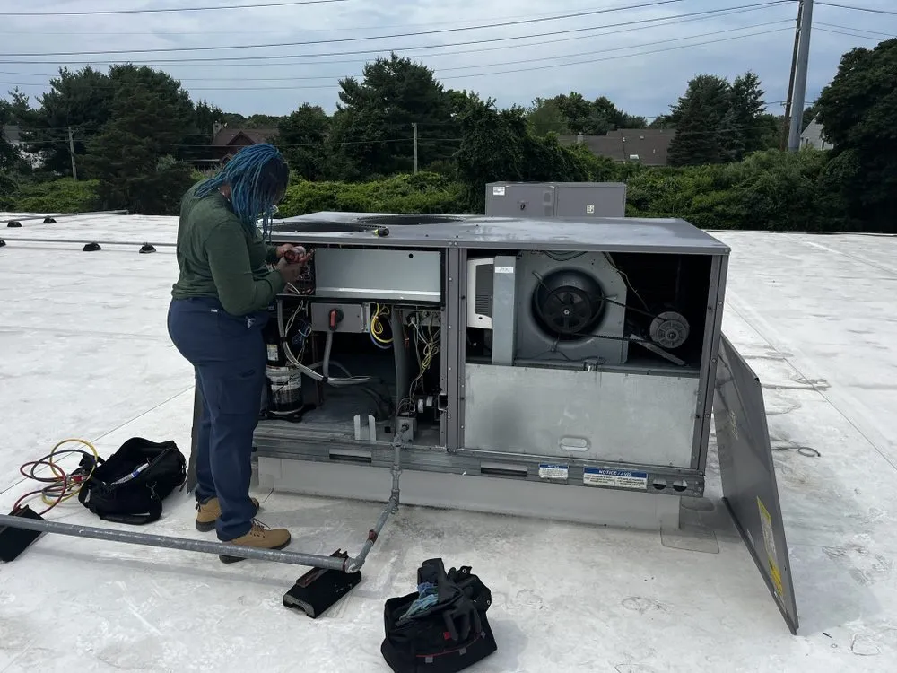 Slide of 2Cousins HVAC