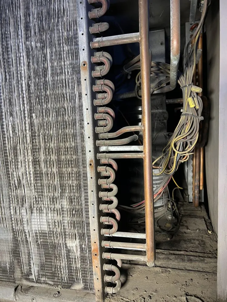 Slide of 2Cousins HVAC