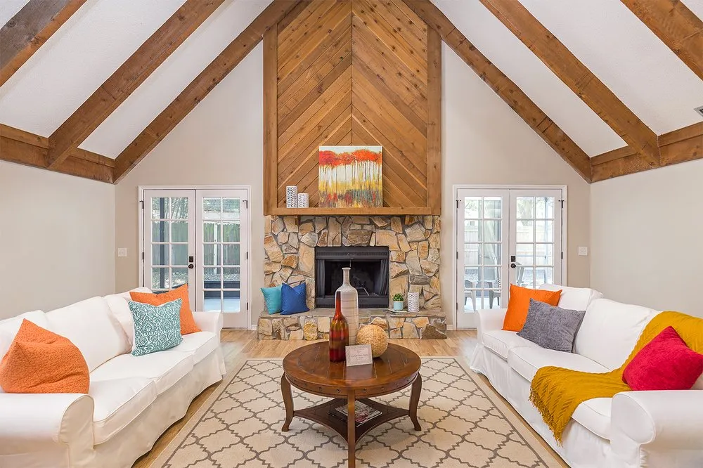 Slide of 2M Builders