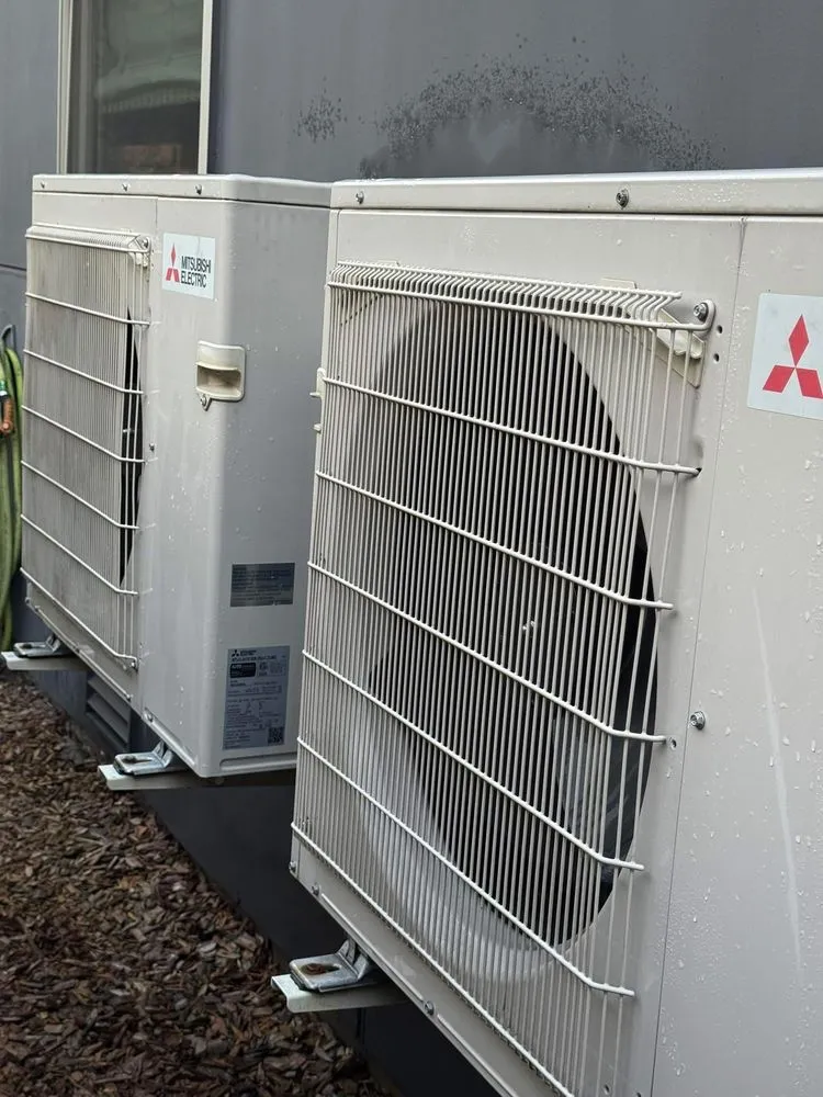 Slide of 2Ray Mechanical