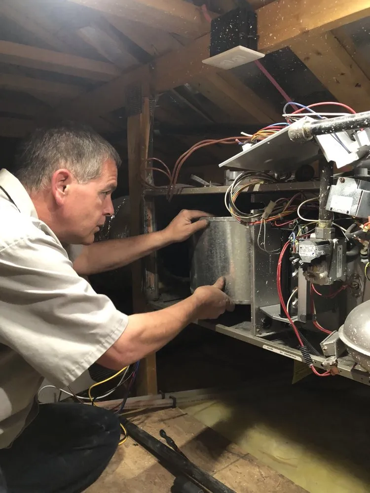 Slide of 32 Degrees Heating and Air Conditioning