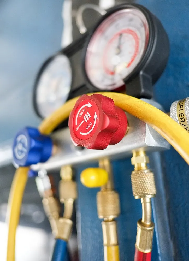 Slide of 325 Transmission Auto Repair