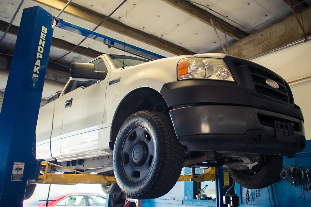 Slide of 325 Transmission Auto Repair