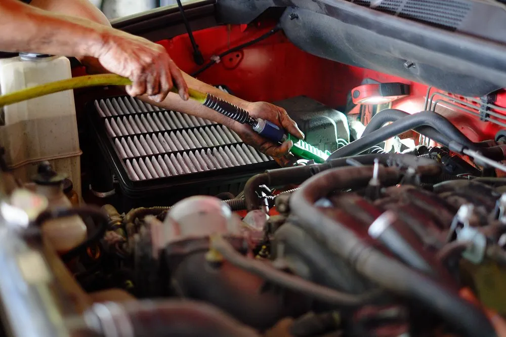 Slide of 325 Transmission Auto Repair