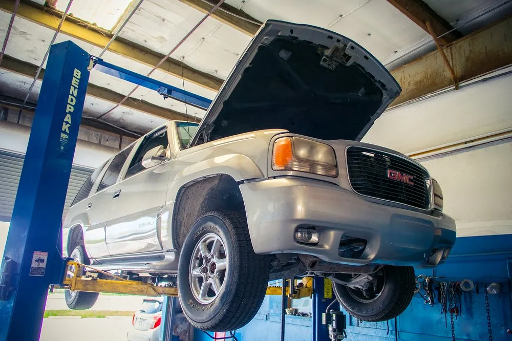 Slide of 325 Transmission Auto Repair