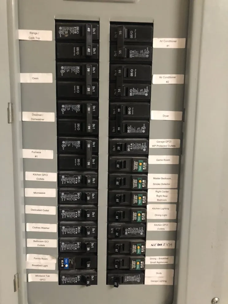 Slide of 35 Degree AC and Heating