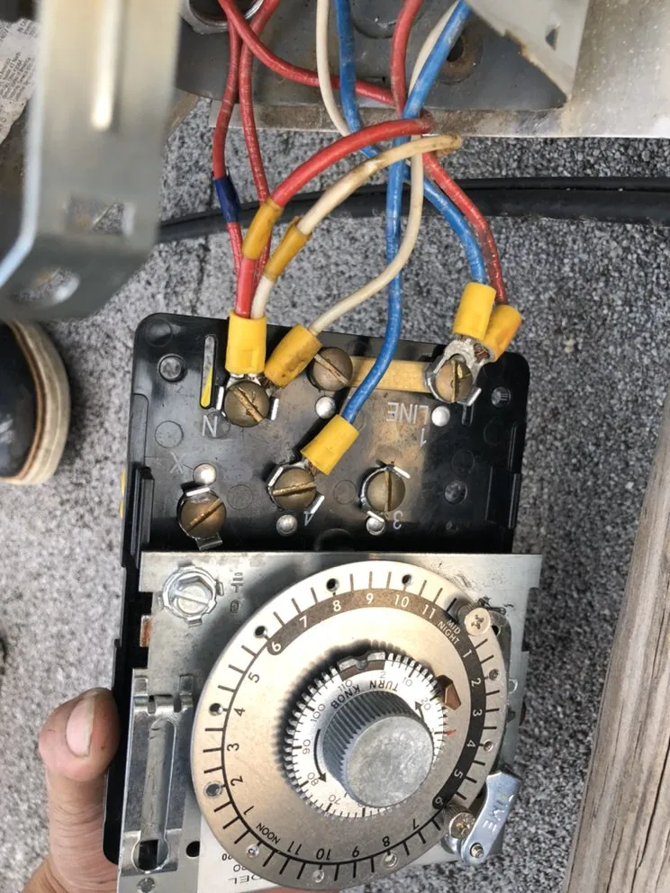 Slide of 35 Degree AC and Heating