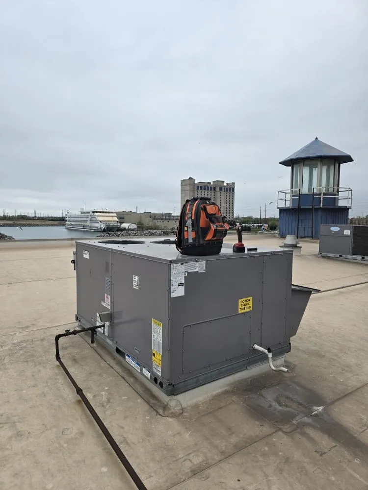 Slide of 365 Heating & Cooling