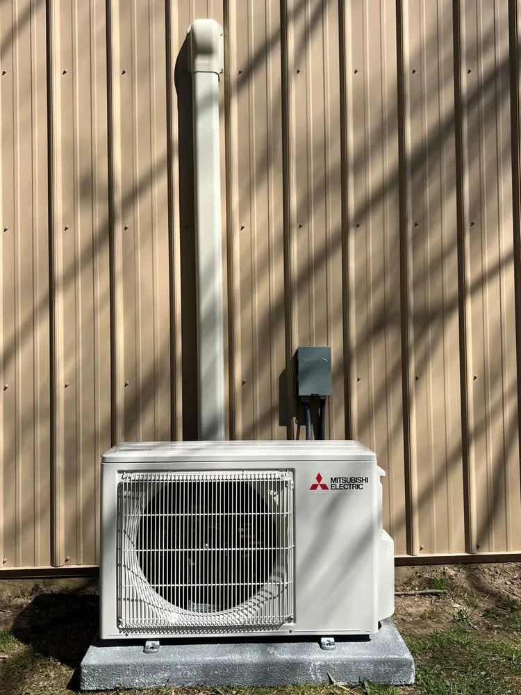 Slide of 4 Seasons Air