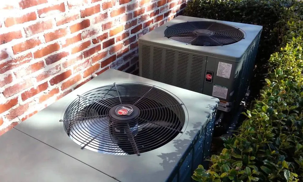 Slide of 4 Seasons Air