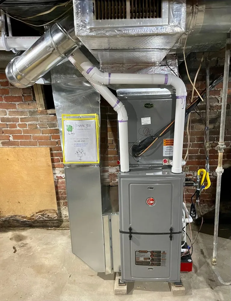 Slide of 4 Seasons Air