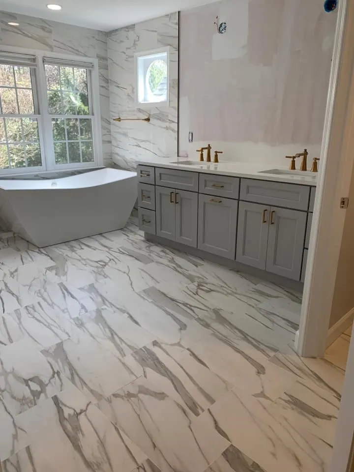 Slide of 4 Service Pros