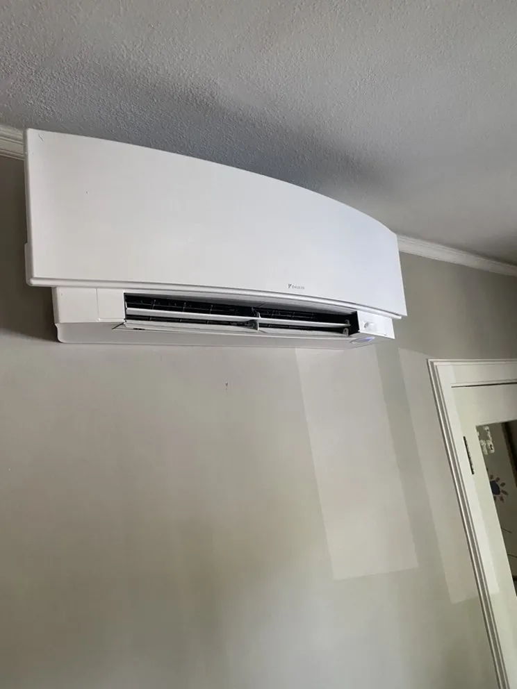 Slide of 4 Winds Heating And Air