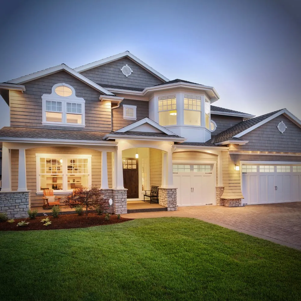 Slide of 4D & Associates