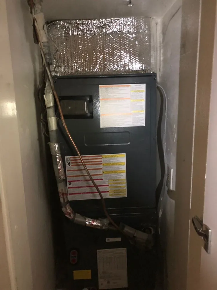 Slide of 5 Star Air - Lake Forest