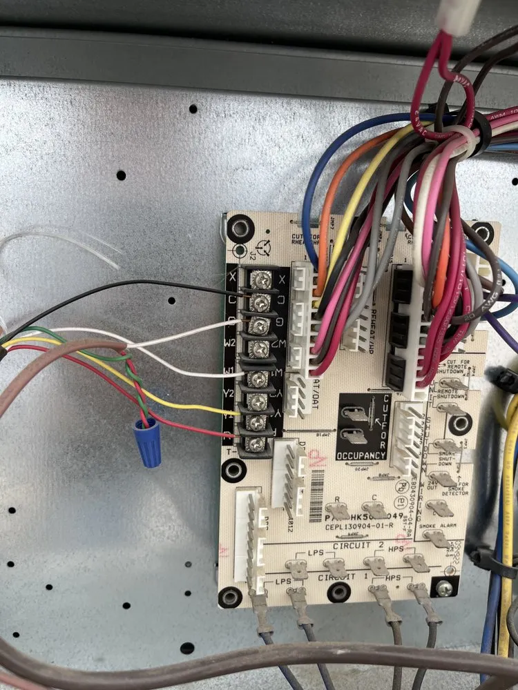 Slide of 5 Stars Plus Air Conditioner and Heating