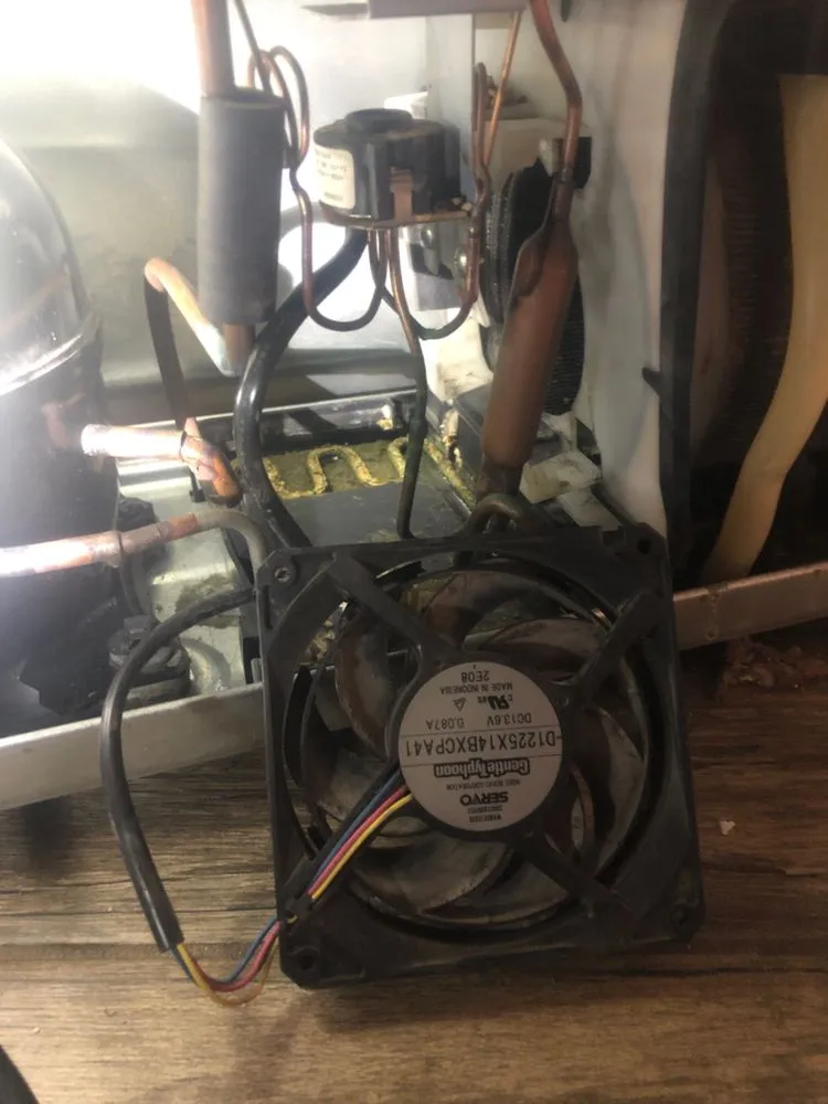 Slide of 858Appliance