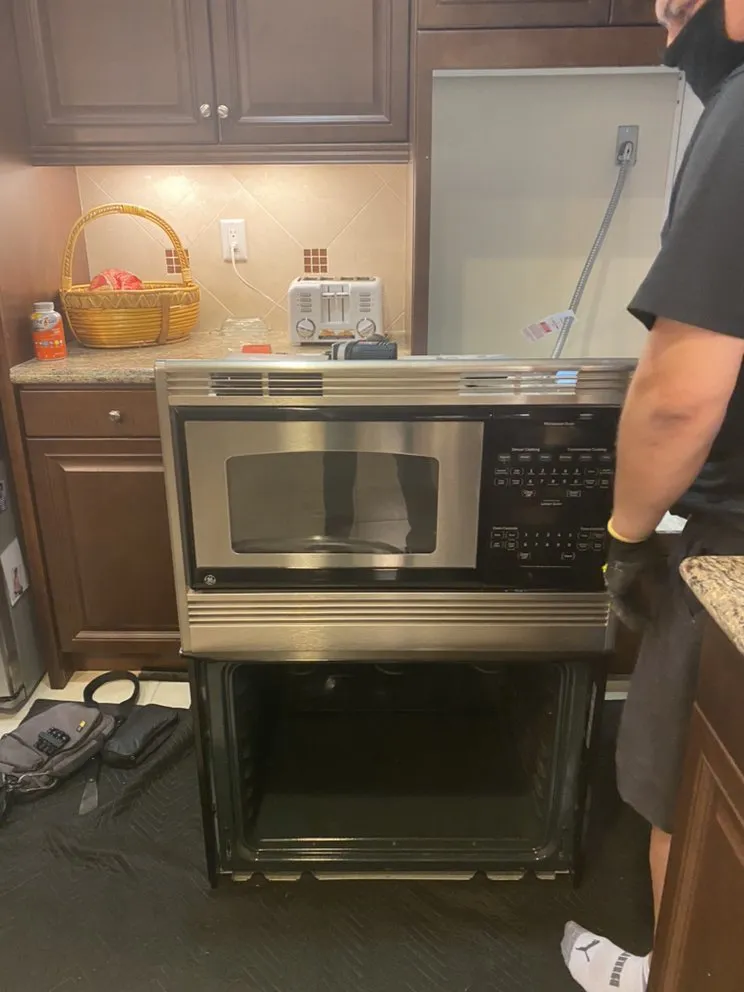 Slide of 858Appliance