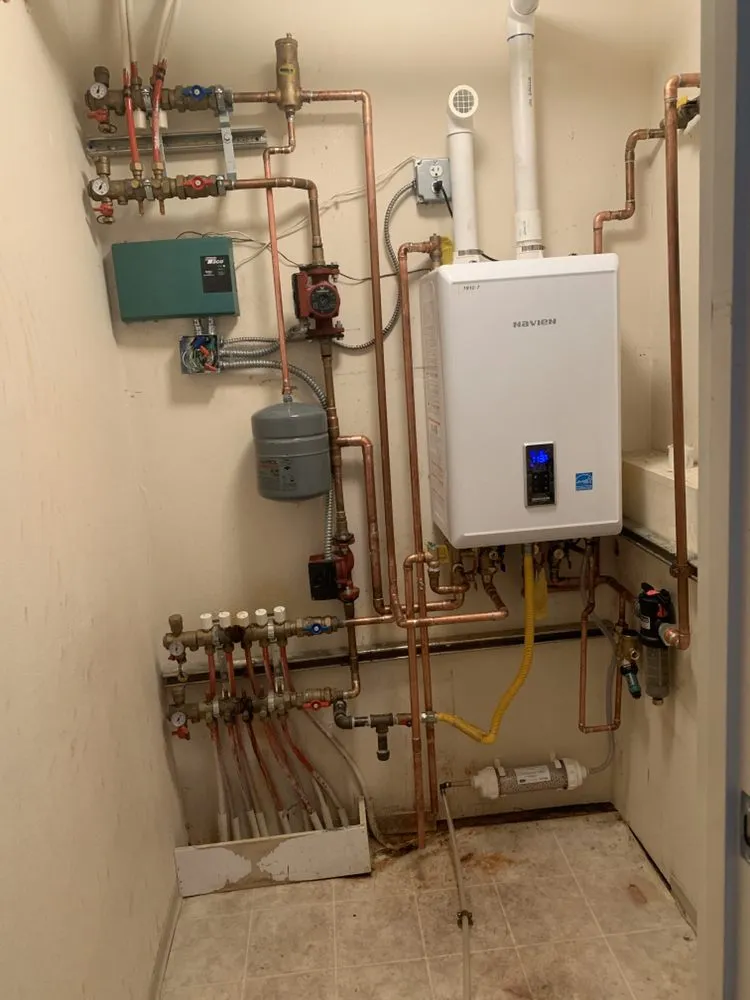 Slide of 911 Plumbing and Heating Services