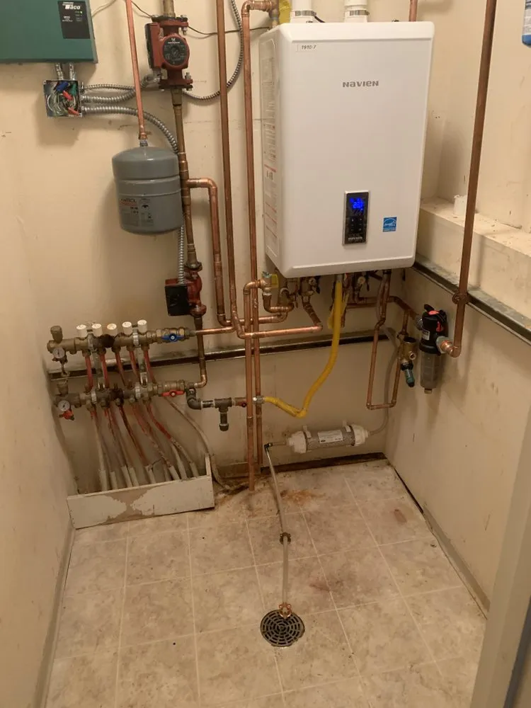 Slide of 911 Plumbing and Heating Services