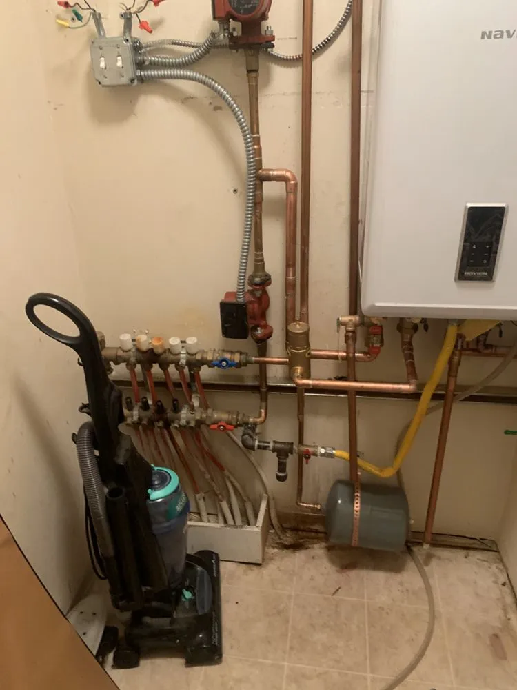 Slide of 911 Plumbing and Heating Services