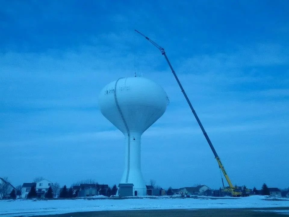 Slide of A & B Welding & Construction