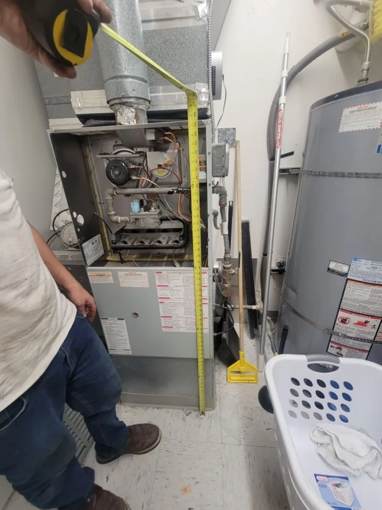 Slide of A & M Heating and Ac