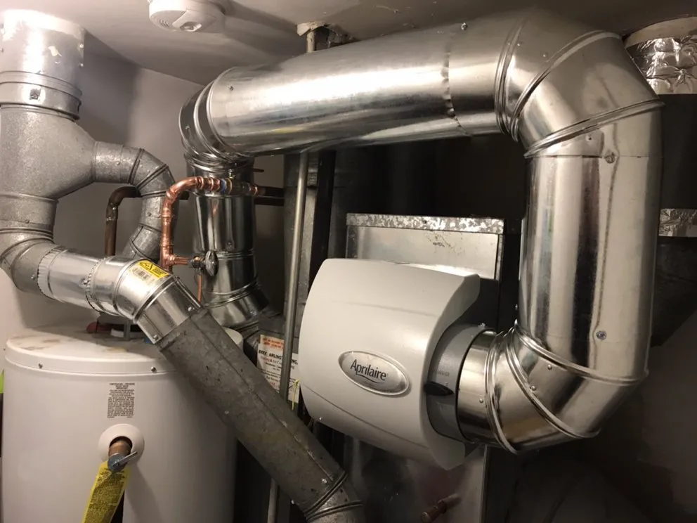 Slide of A & M Mechanical